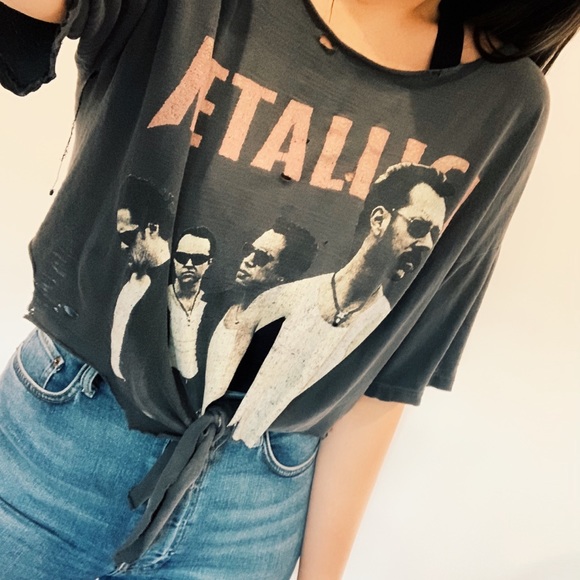 Tops - VINTAGE METALLICA 1997 THRASHED T SHIRT